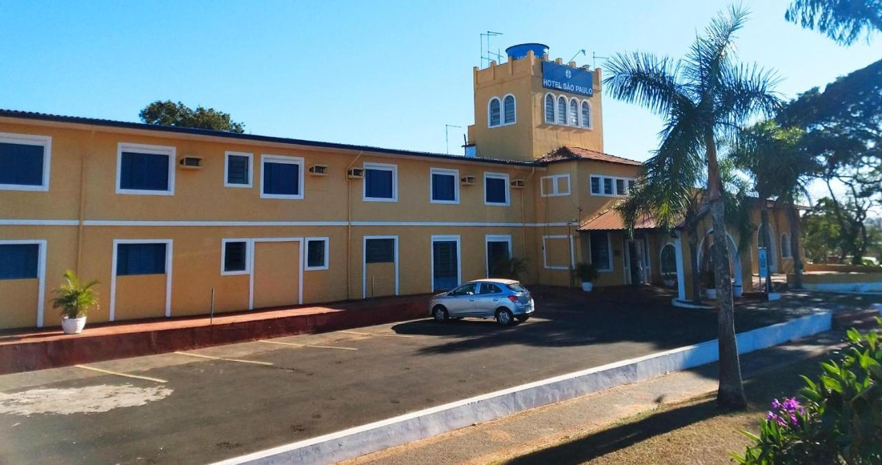 Hotel Sao Paulo Inn Santa Rita do Passa Quatro Kültér fotó