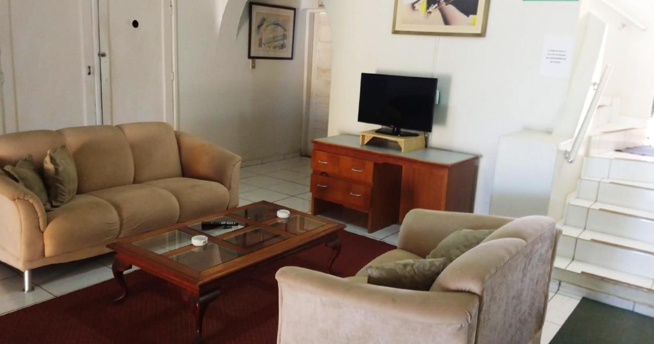 Hotel Sao Paulo Inn Santa Rita do Passa Quatro Kültér fotó